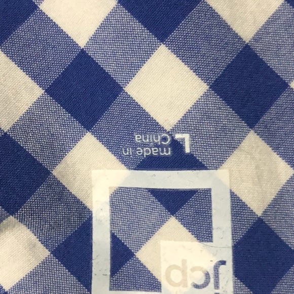 New Woman’s Pokadot Shirt w/ Pocket! - Picture 3 of 12